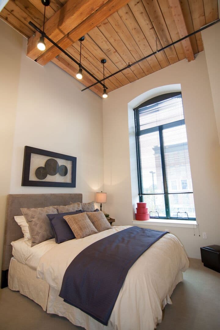 Loft Five50 6 of 8