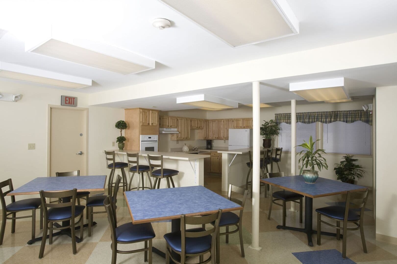Bowdoin Apartments 3 of 8
