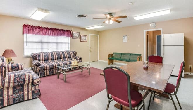 Oak Ridge Manor Apartments 1 of 1
