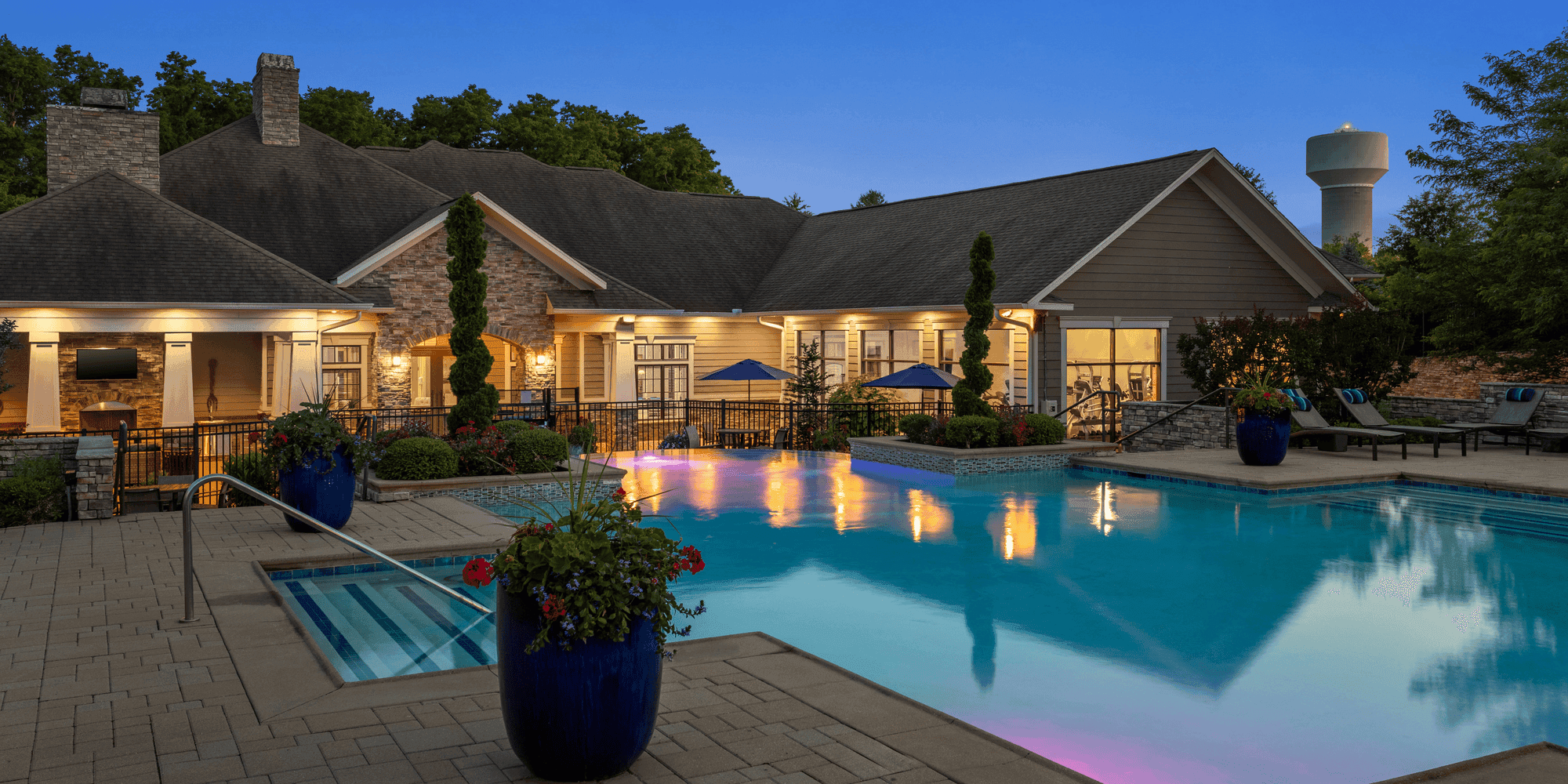 Claiborne Crossing Apartments 1 of 2