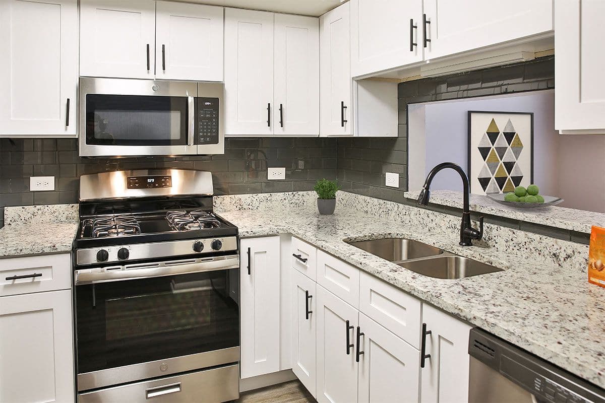 Arlington Club Apartments 10 of 39
