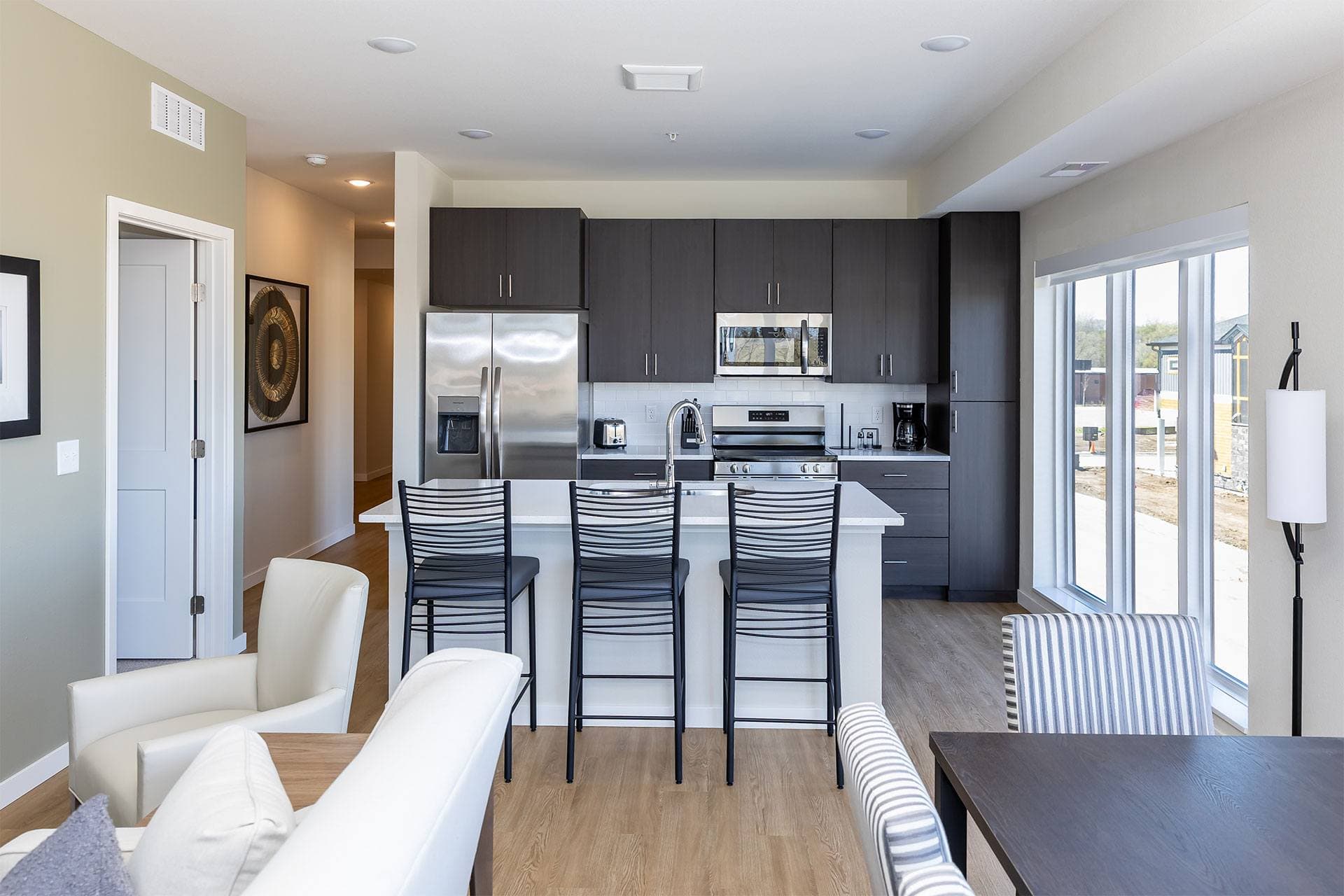 Avalon Apartments 25 of 44