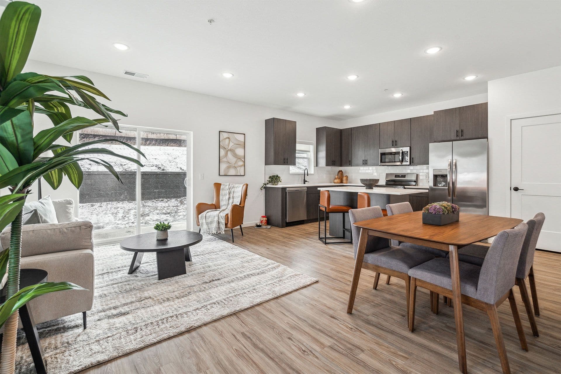 Avalon Apartments 2 of 44