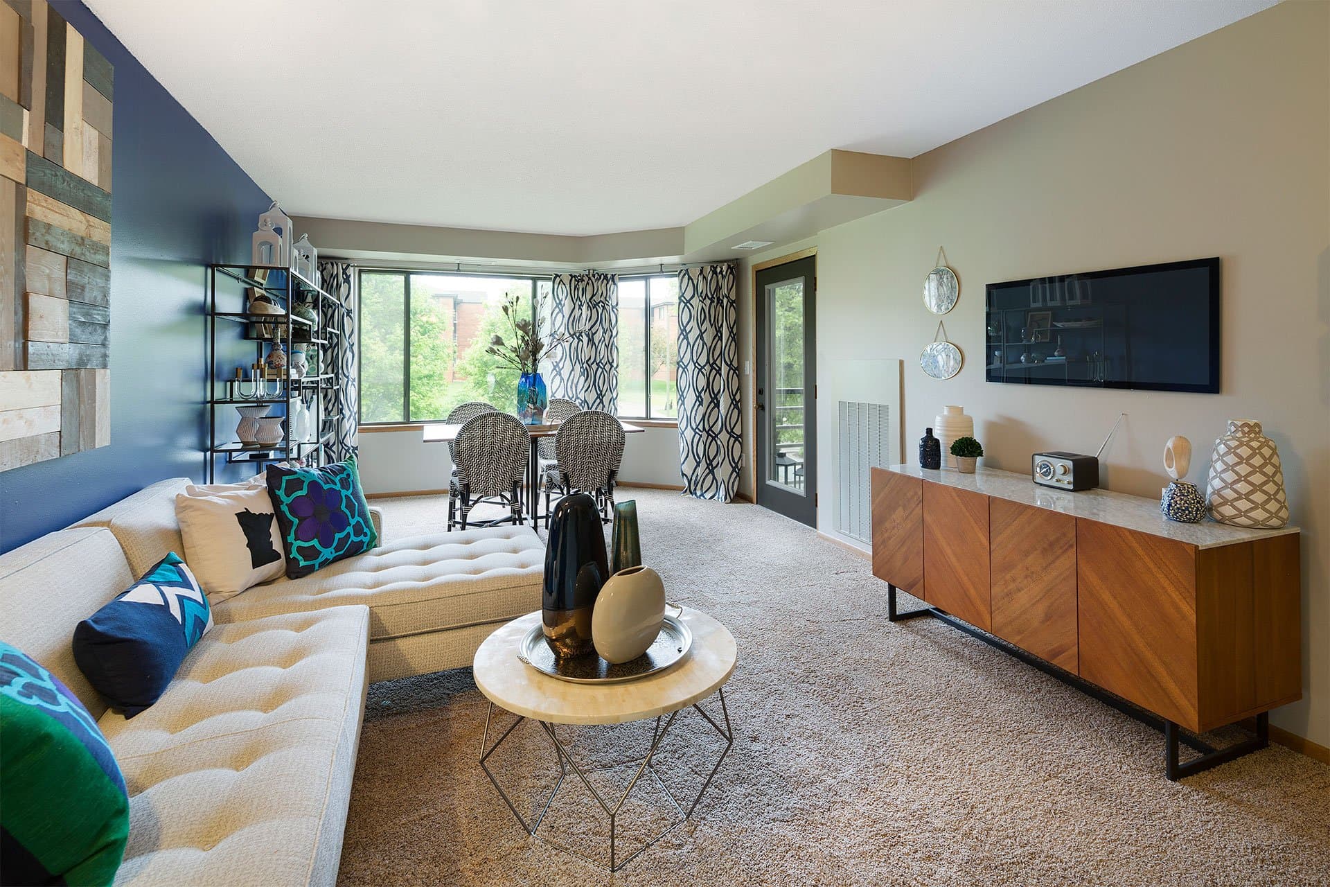 Modern Apartments in St. Paul, MN 5 of 39