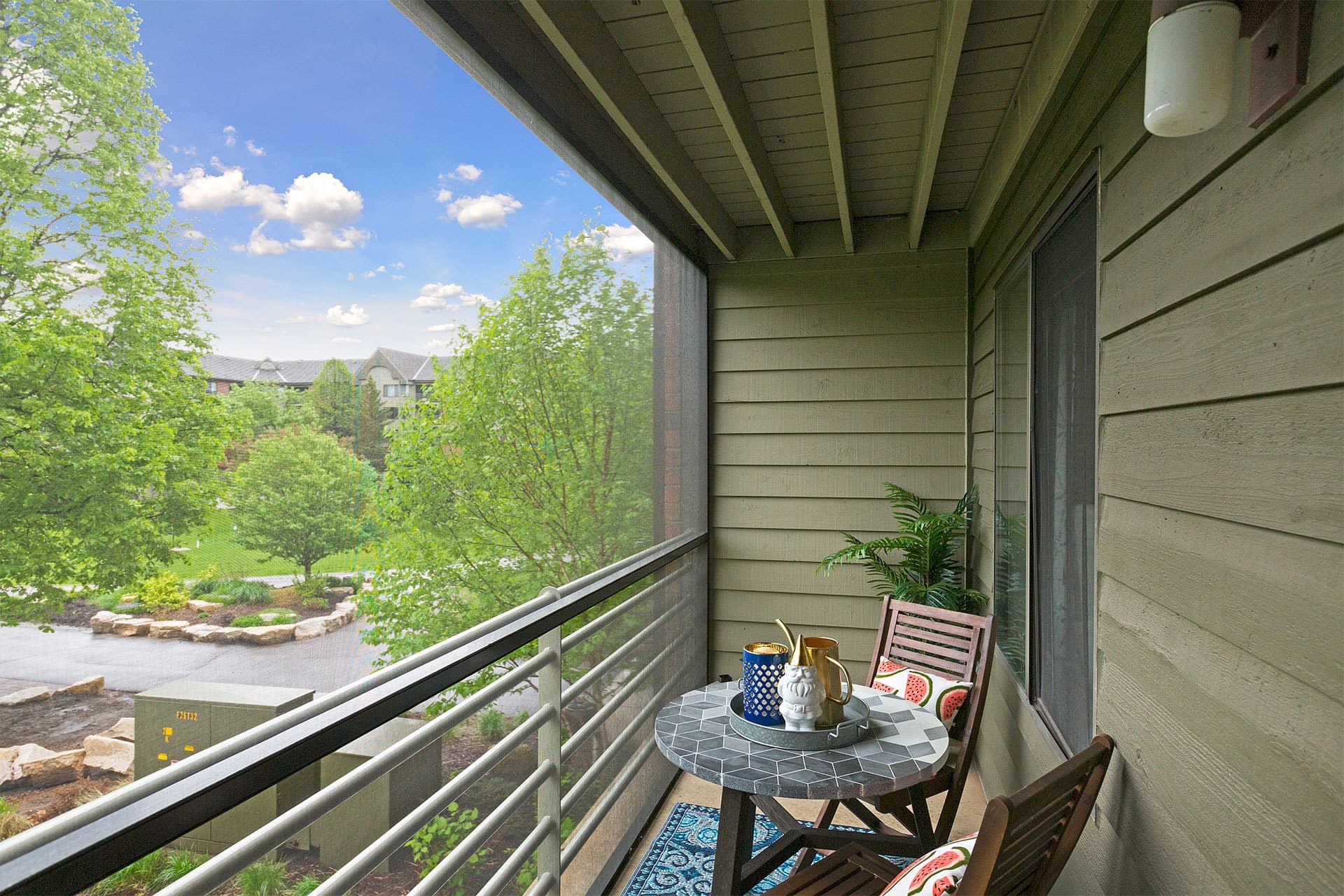 Modern Apartments in St. Paul, MN 24 of 39