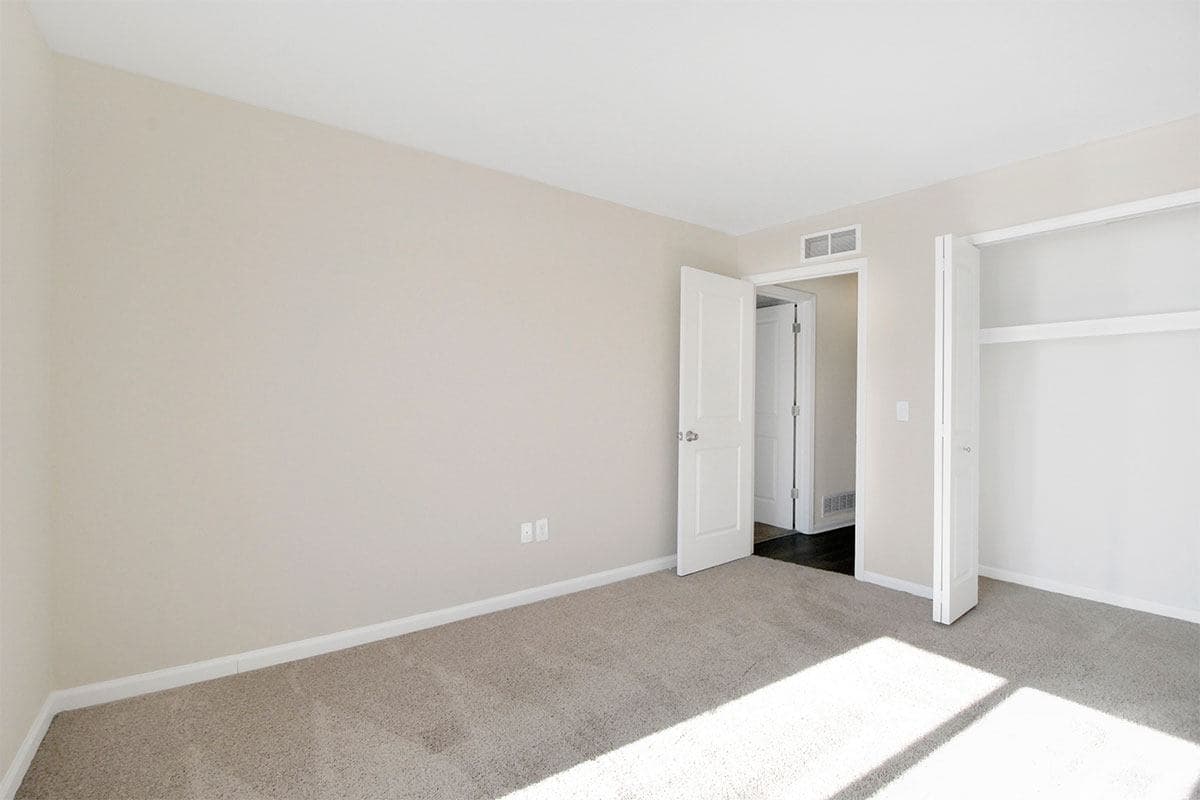 Bloomfield Place 19 of 34
