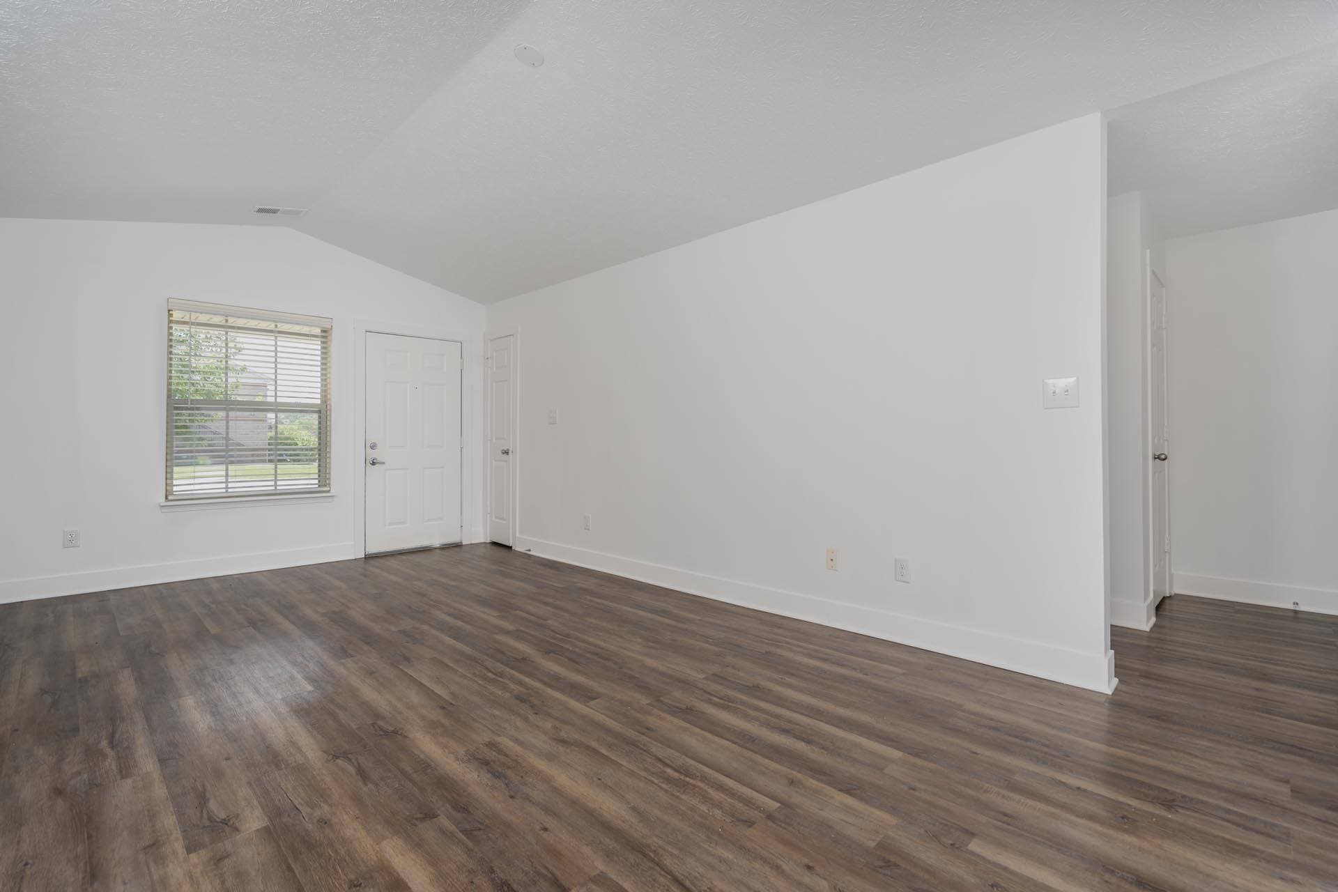 Crown Plaza Apartments in Plainfield, IN 5 of 38