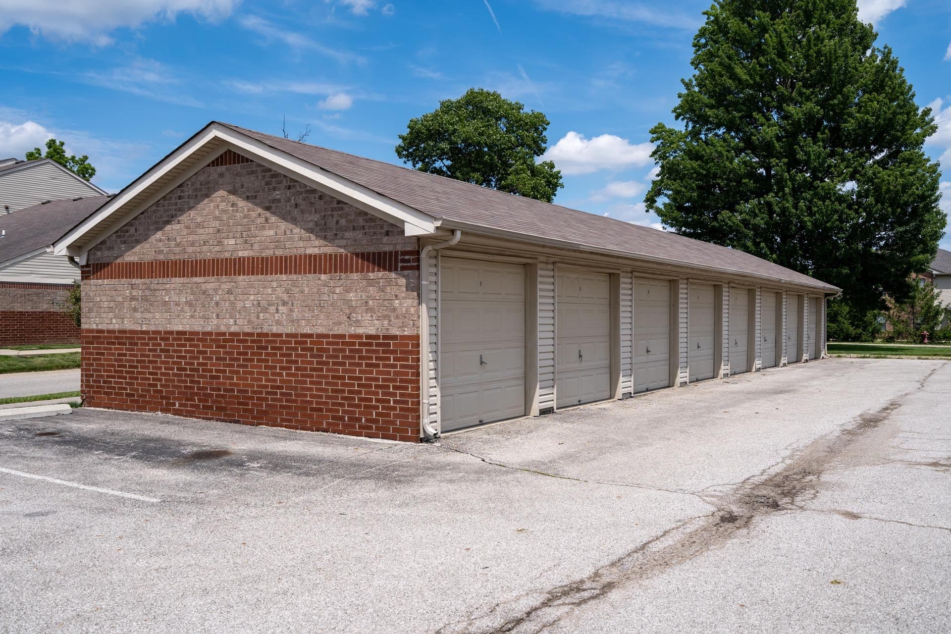 Crown Plaza Apartments in Plainfield, IN 27 of 38