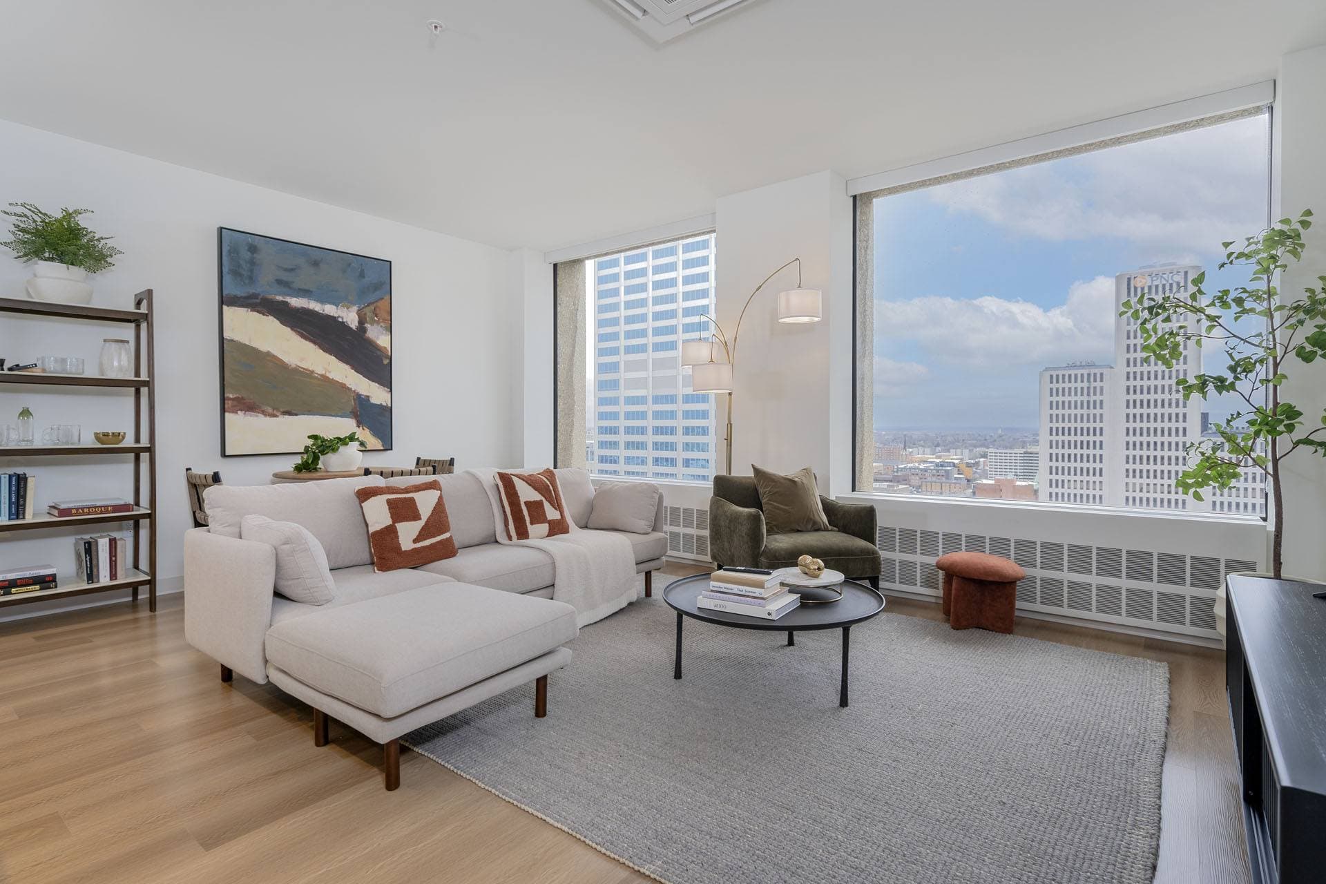 Luxury Living 19 of 63