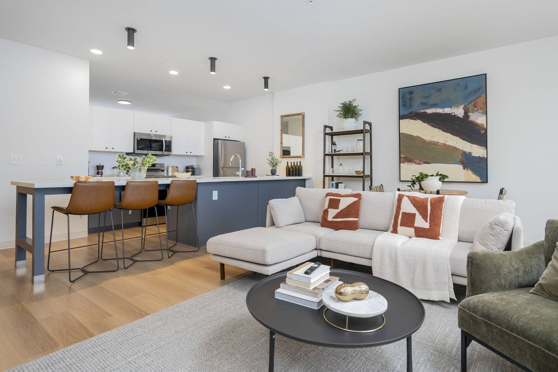 Luxury Living 20 of 63