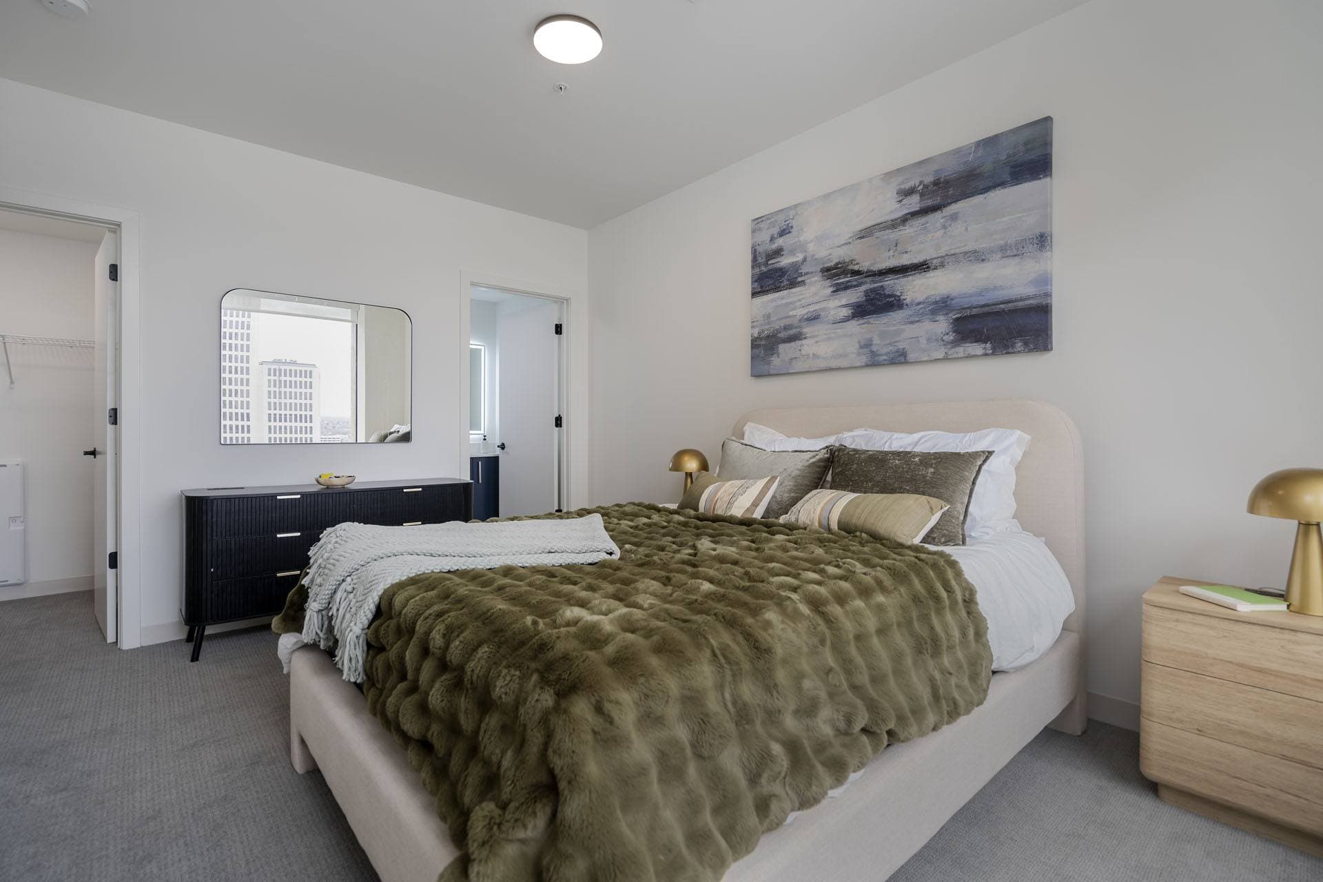 Luxury Living 14 of 63