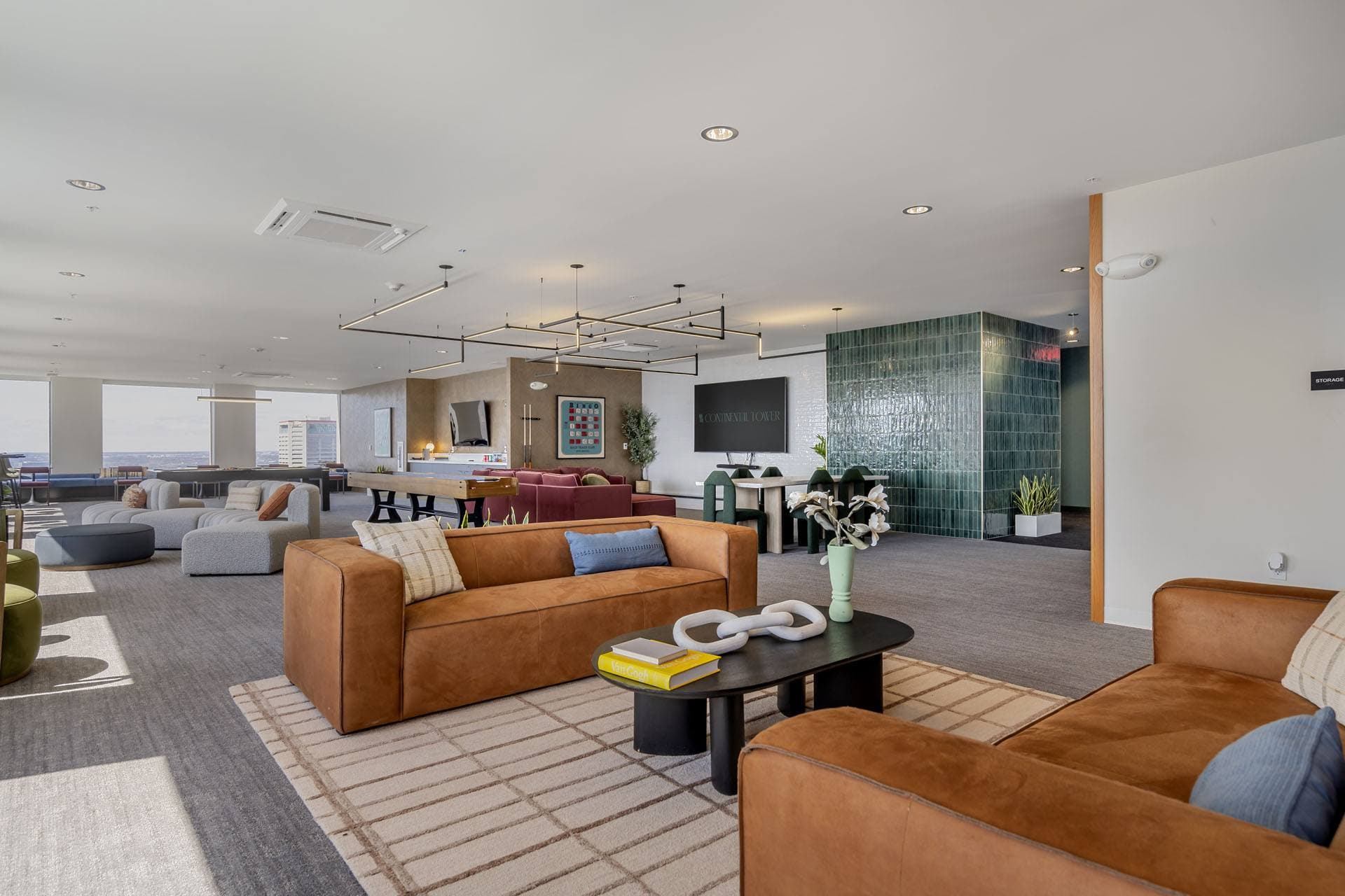 Luxury Living 33 of 63