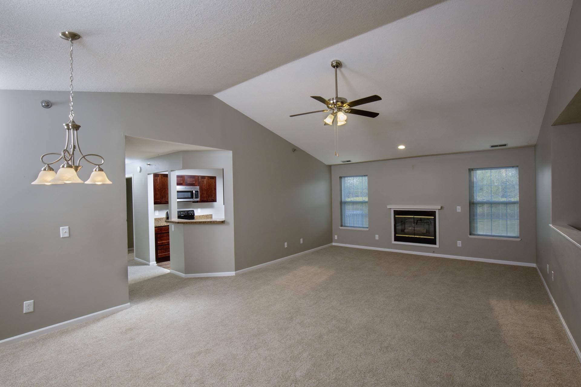 Central Park Apartments &amp; Townhomes in Okemos, MI 2 of 29
