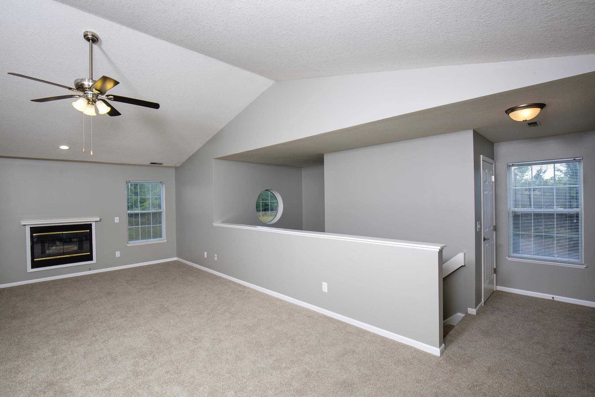 Central Park Apartments &amp; Townhomes in Okemos, MI 3 of 29