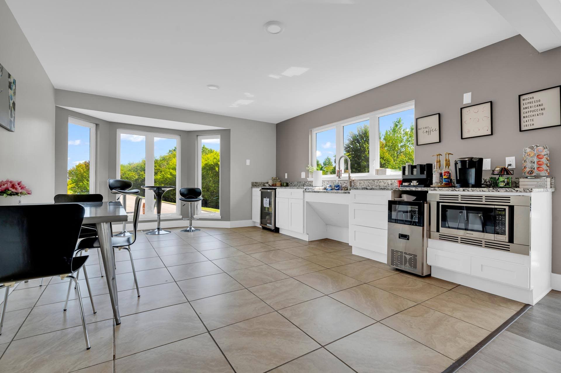 Central Park Apartments &amp; Townhomes in Okemos, MI 8 of 29