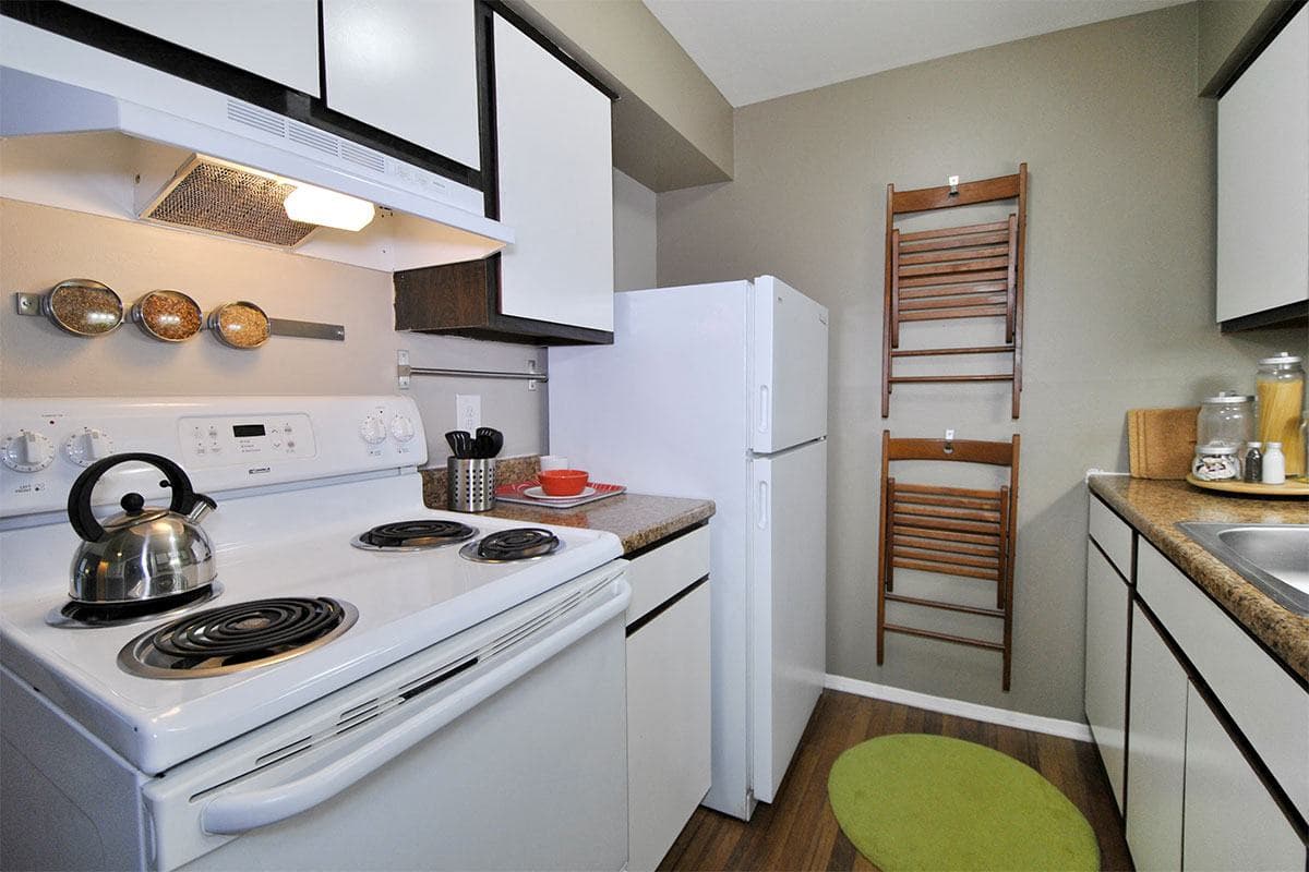 Carlyle Place Apartments 5 of 11
