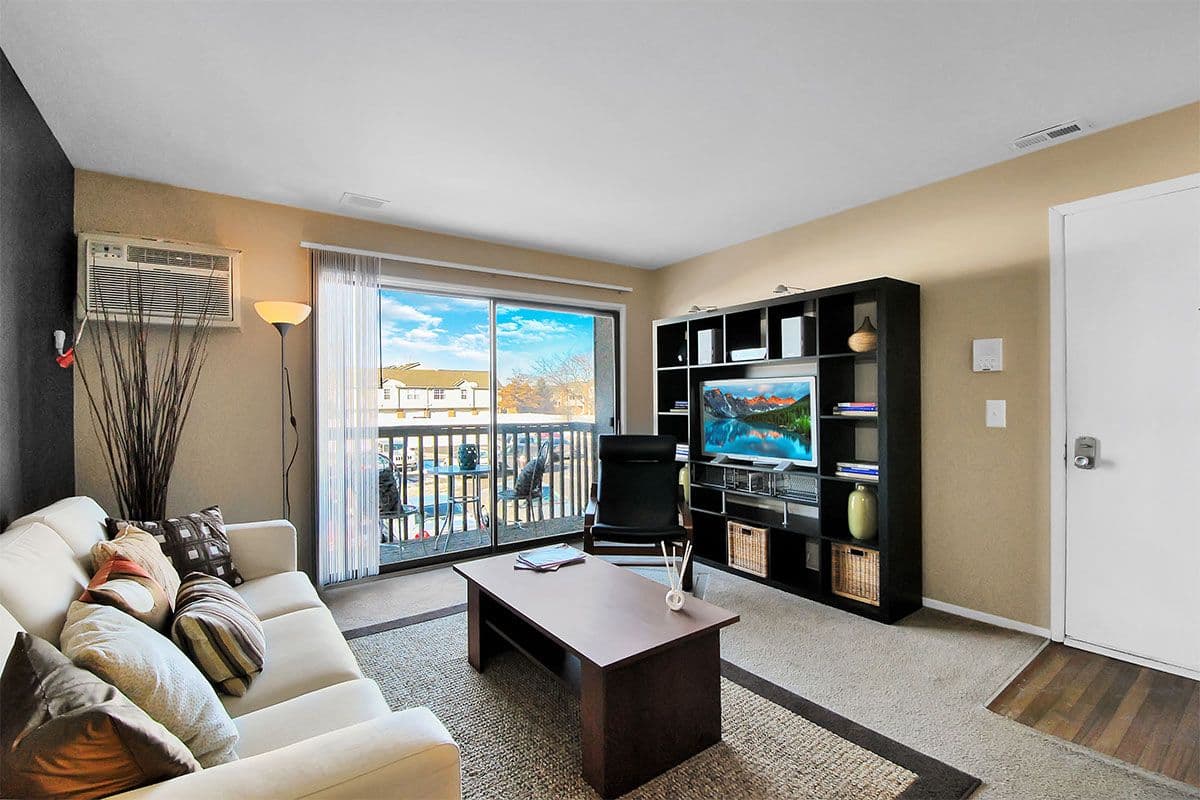Carlyle Place Apartments 4 of 11