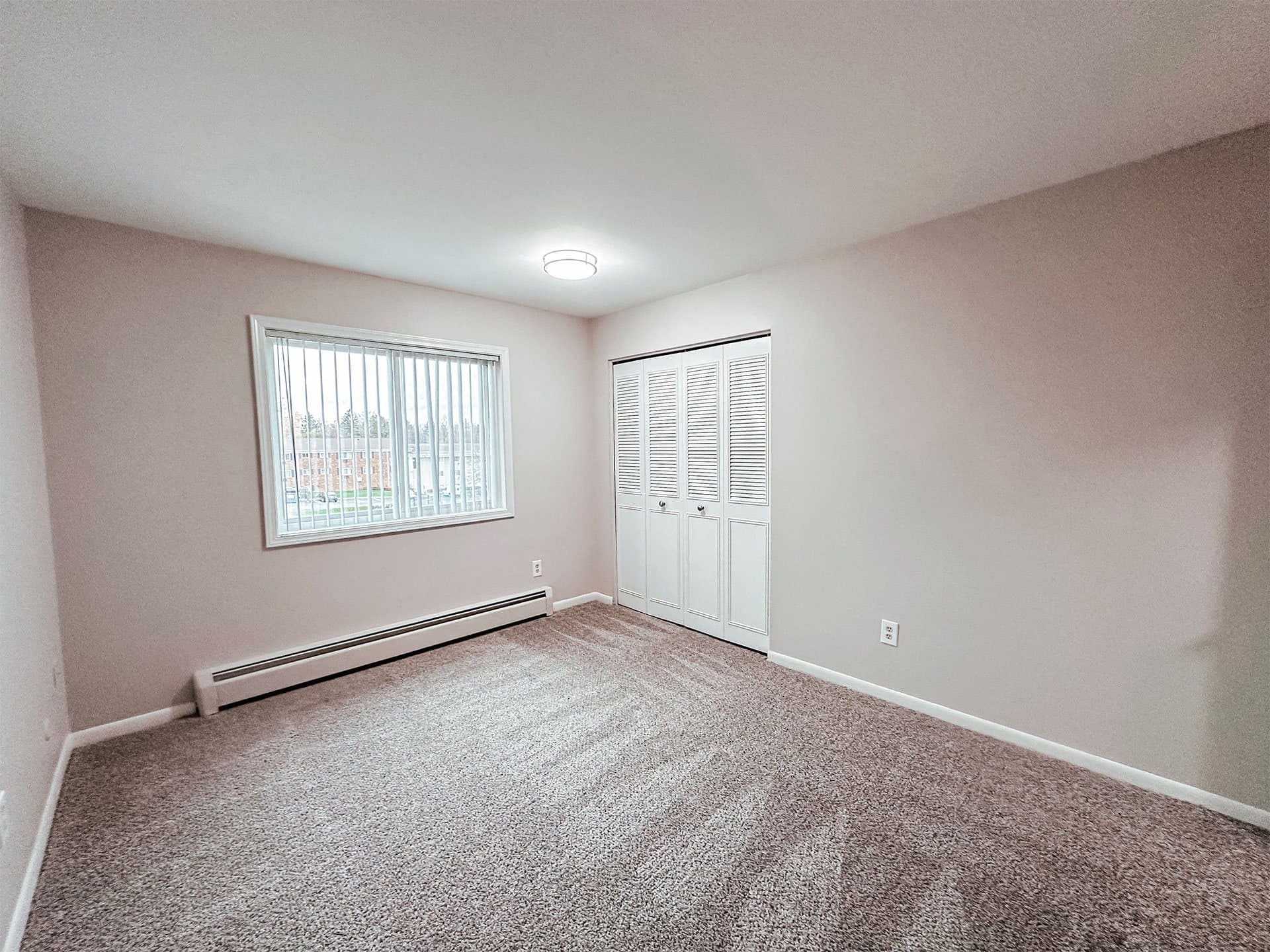 Element on Main Apartments 5 of 19