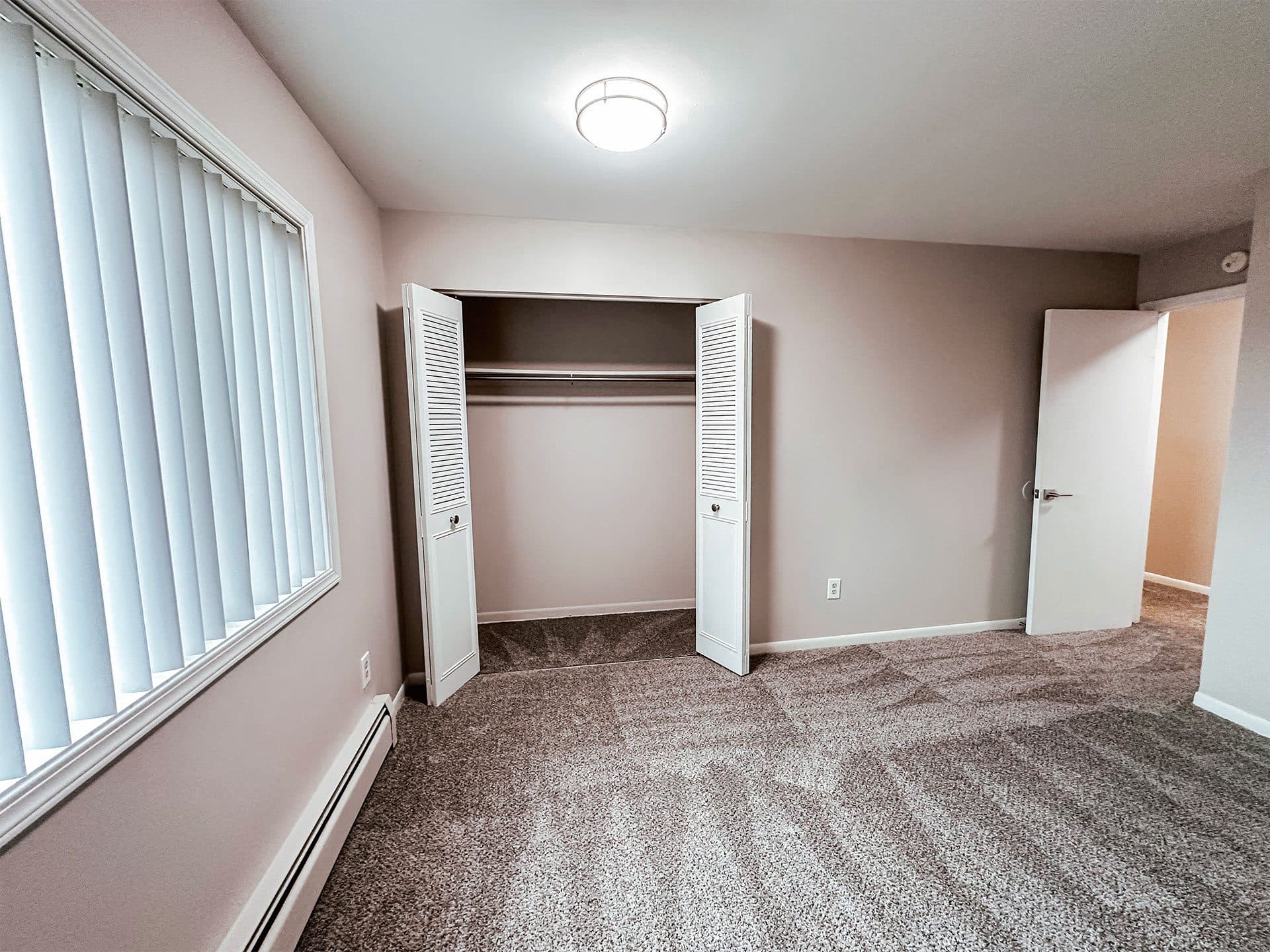 Element on Main Apartments 6 of 19