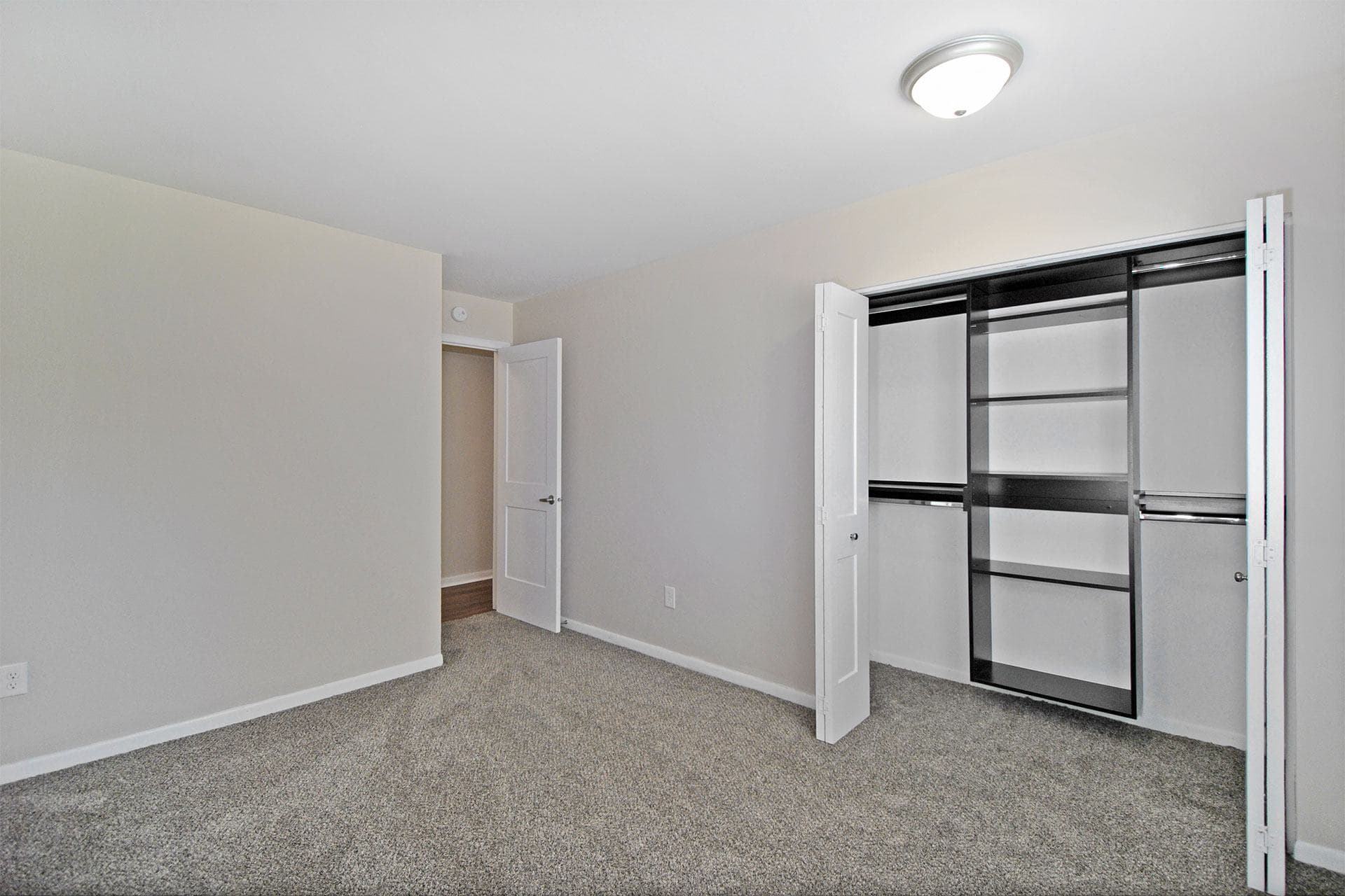 Element on Main Apartments 16 of 19