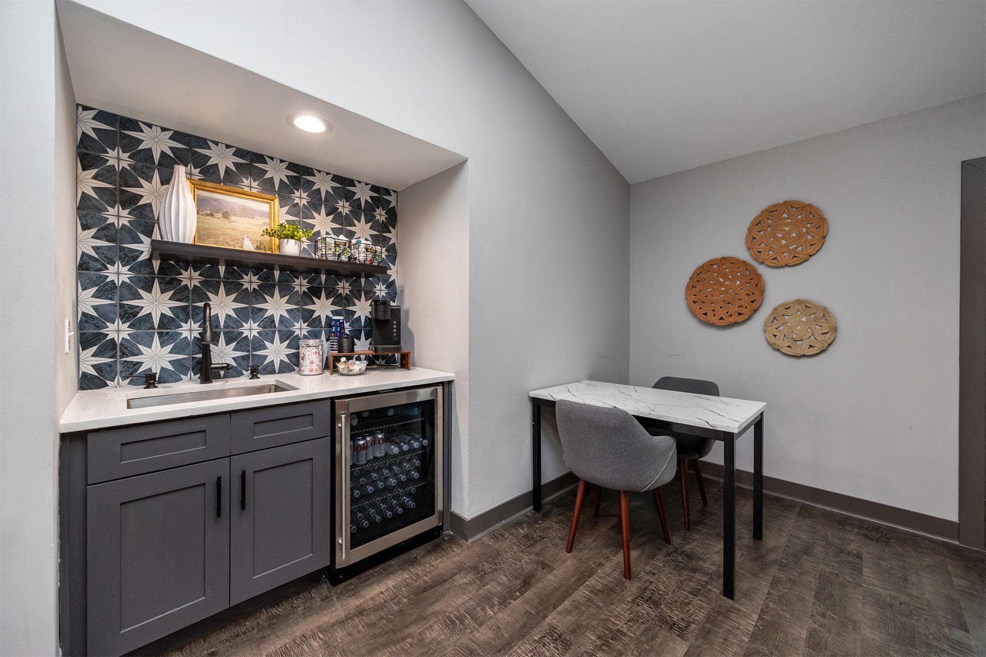 Element Urbanddale Apartments 27 of 30