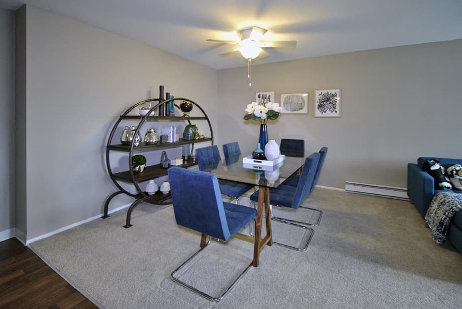 Lansing Apartments for Rent at Village Green of Lansing 3 of 12