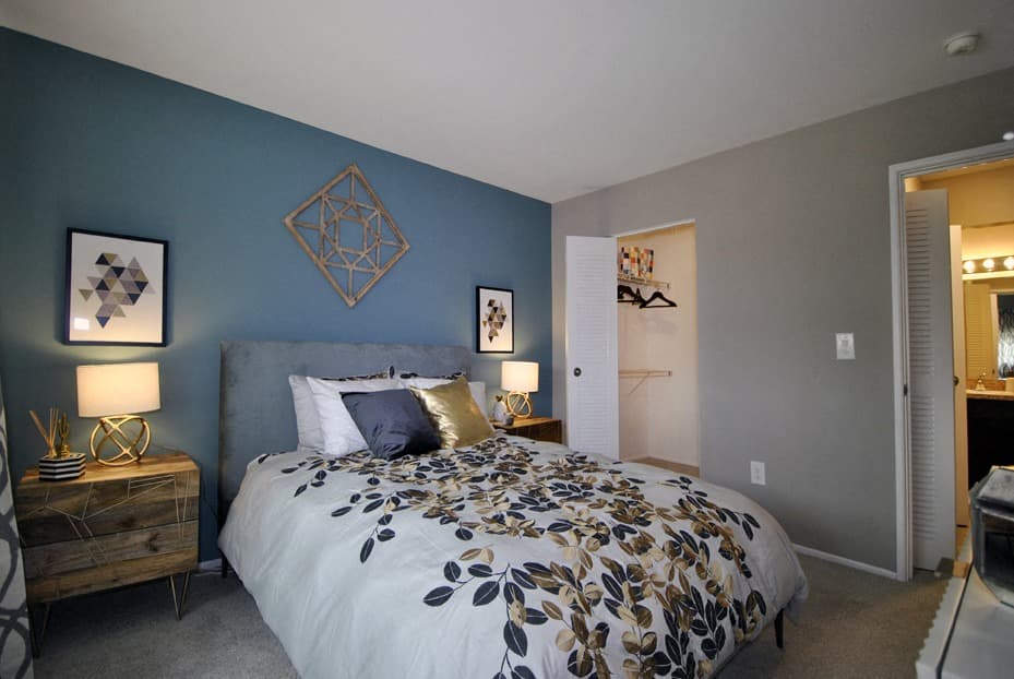 Lansing Apartments for Rent at Village Green of Lansing 7 of 12