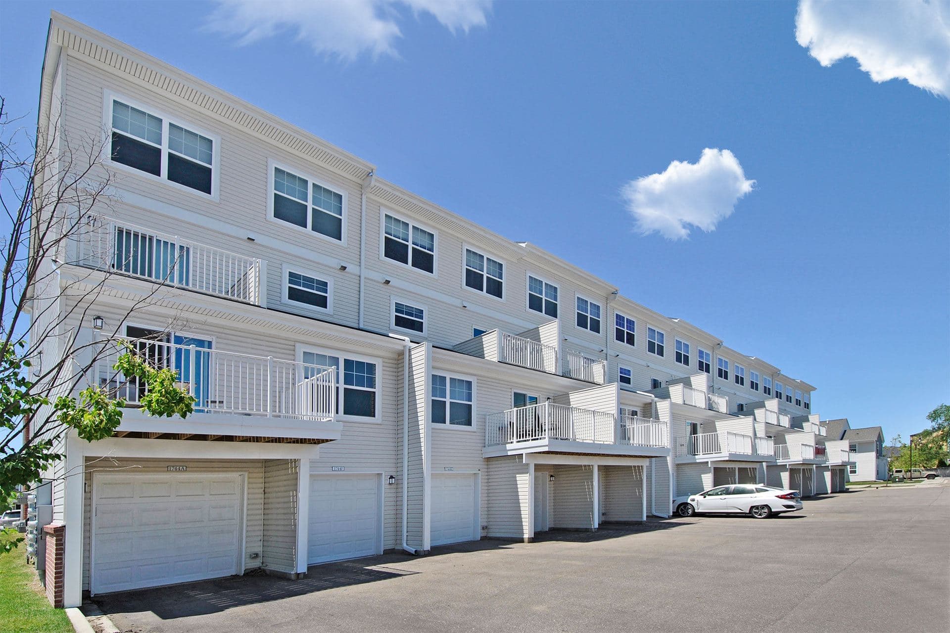 Midtown Pointe Apts and Townhomes 44 of 46