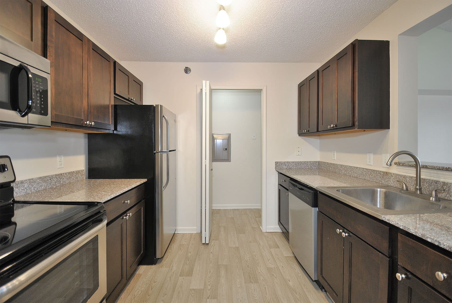 Pendleton Park Apartments 2 of 32
