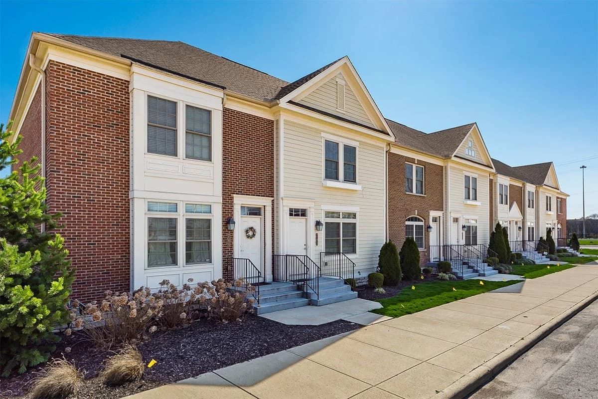 New Village &amp; Whitney Young Townhomes 33 of 40