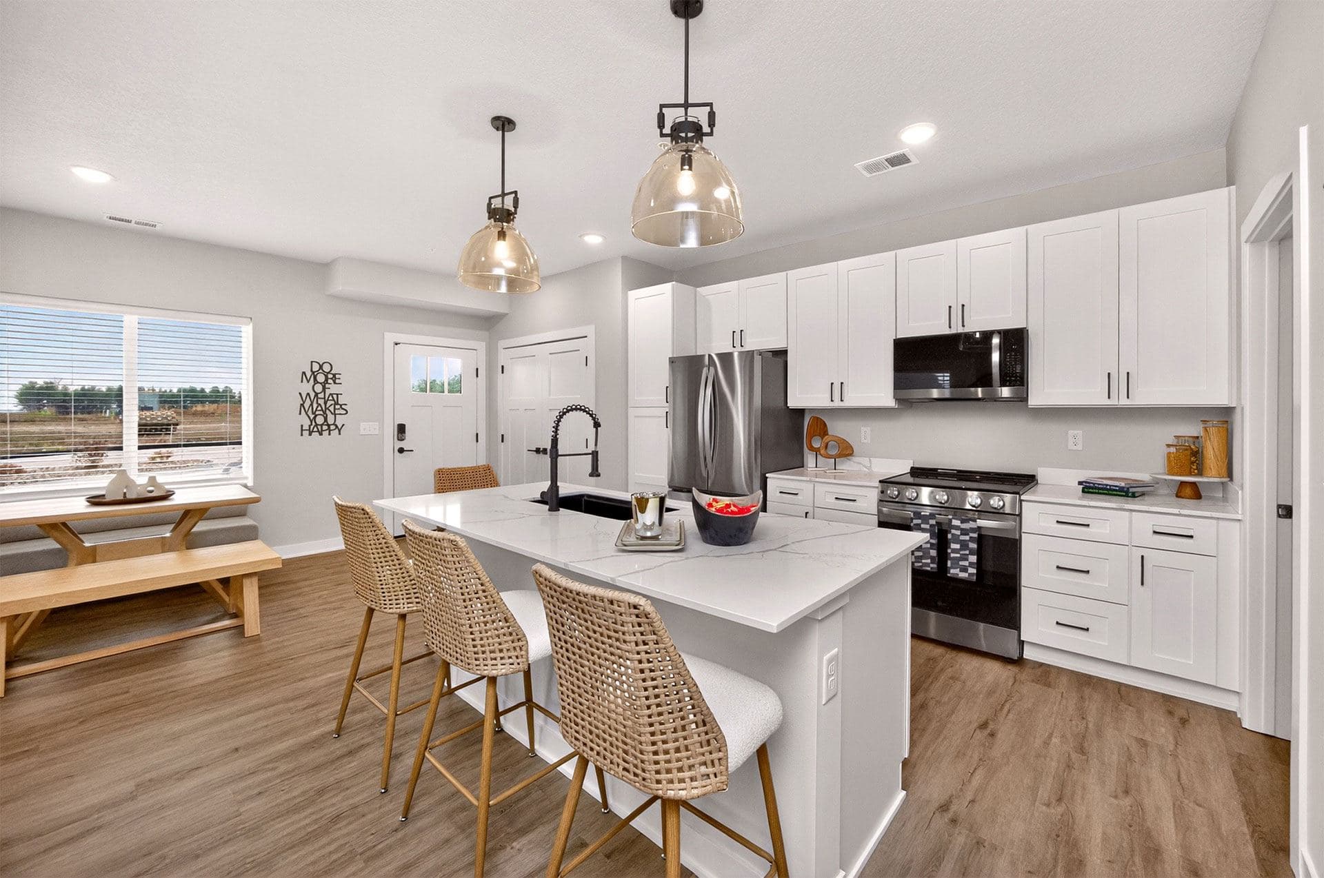 Luxury Apartments &amp; Townhomes in West Des Moines Picket Fence Rentals 7 of 34