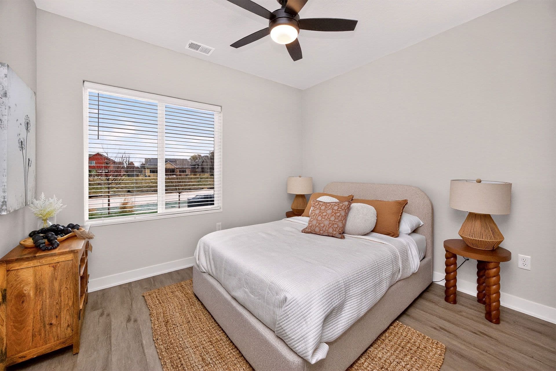 Luxury Apartments &amp; Townhomes in West Des Moines Picket Fence Rentals 16 of 34