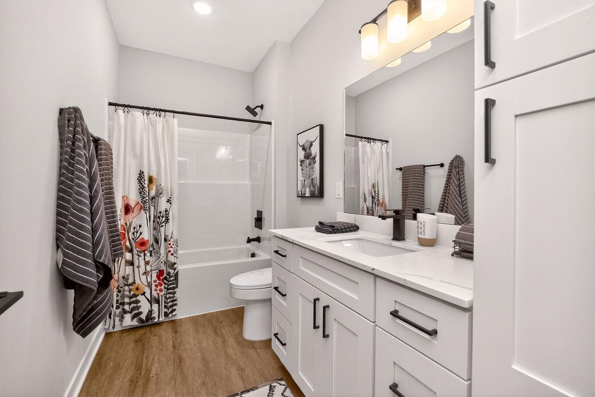 Luxury Apartments &amp; Townhomes in West Des Moines Picket Fence Rentals 21 of 34