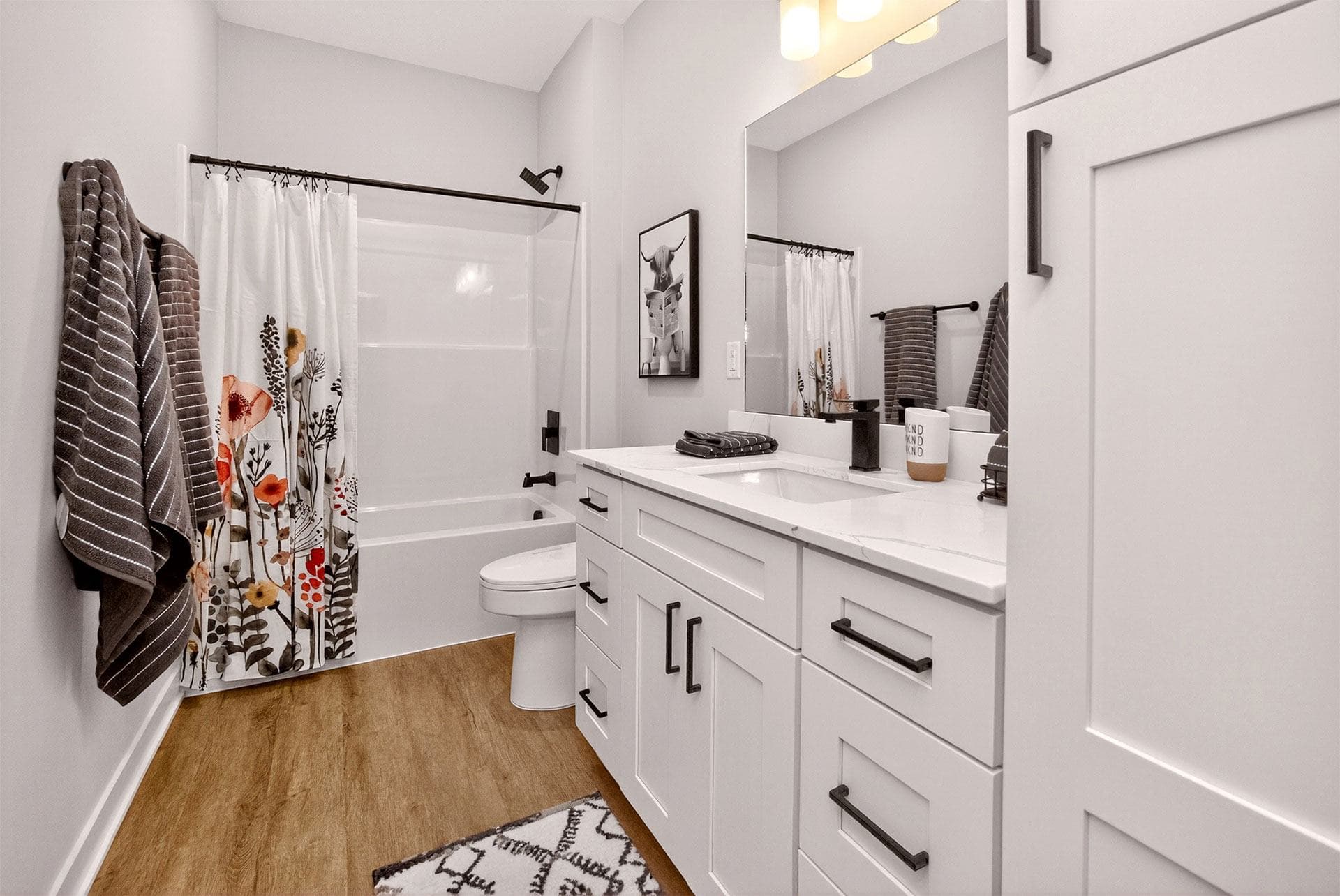 Luxury Apartments &amp; Townhomes in West Des Moines Picket Fence Rentals 19 of 34
