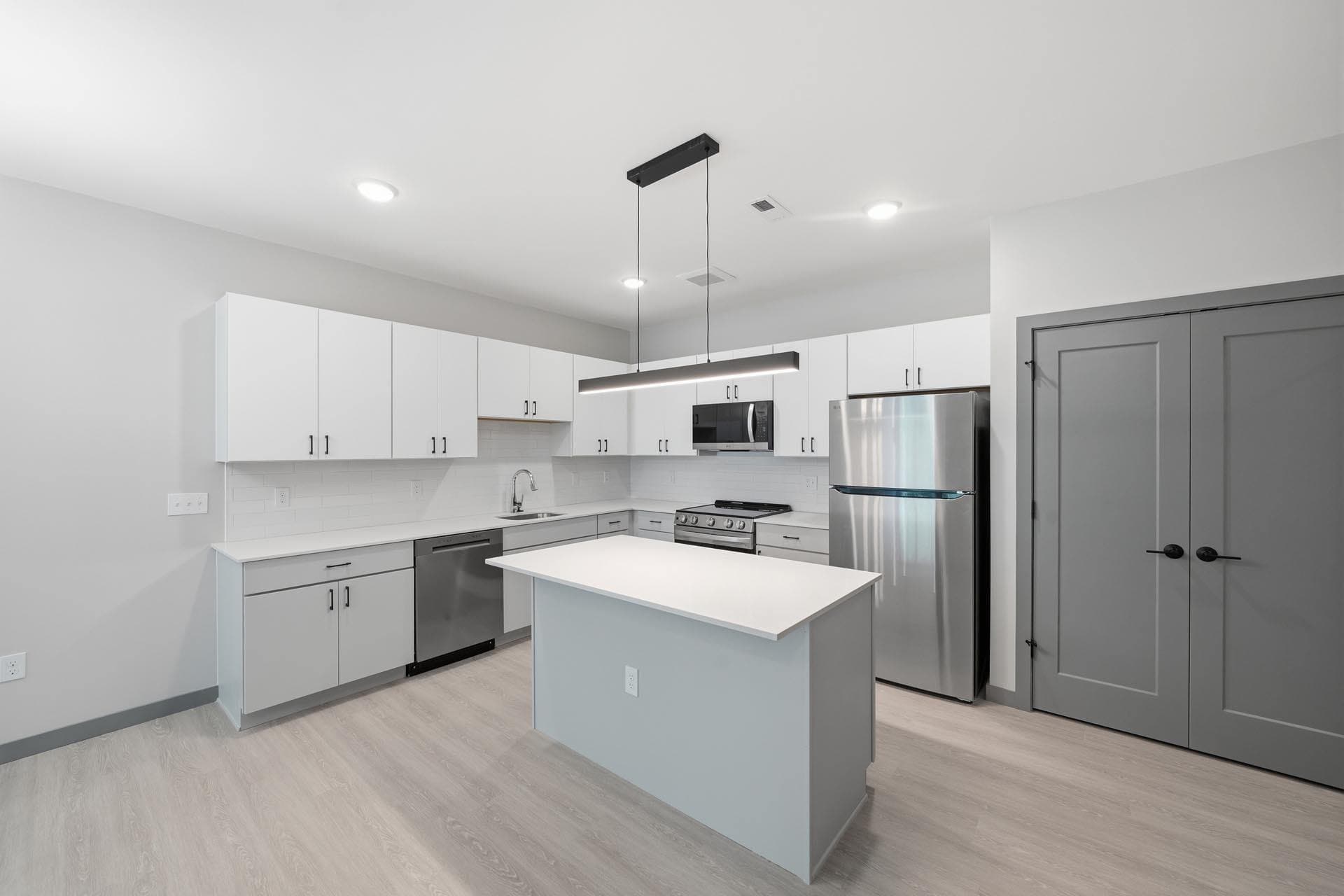 New Apartments in Plymouth, MI 24 of 43