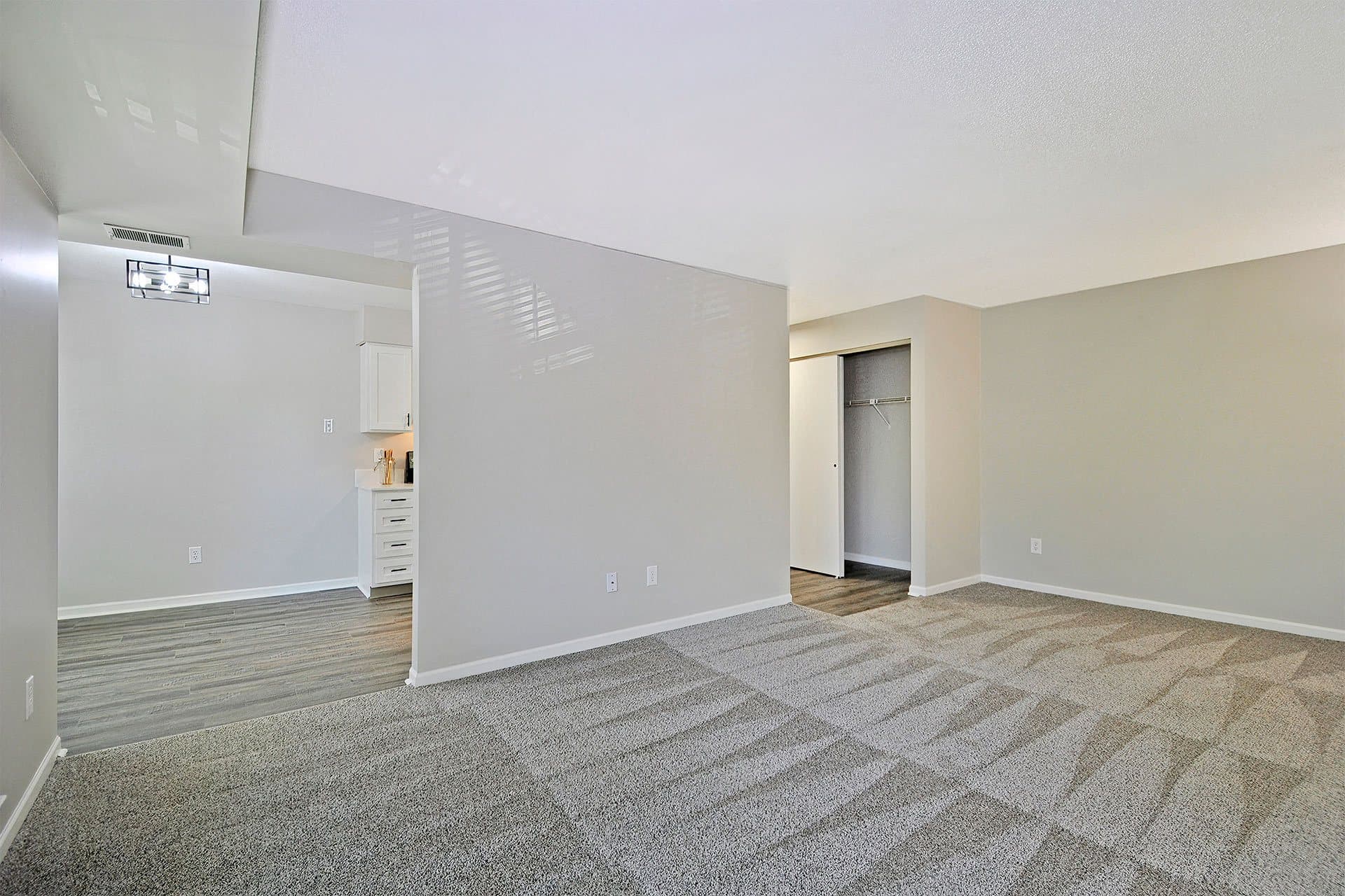Woodland Heights 7 of 38