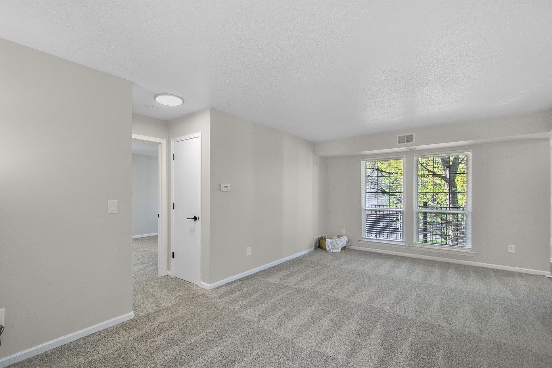 Woodland Heights 8 of 38