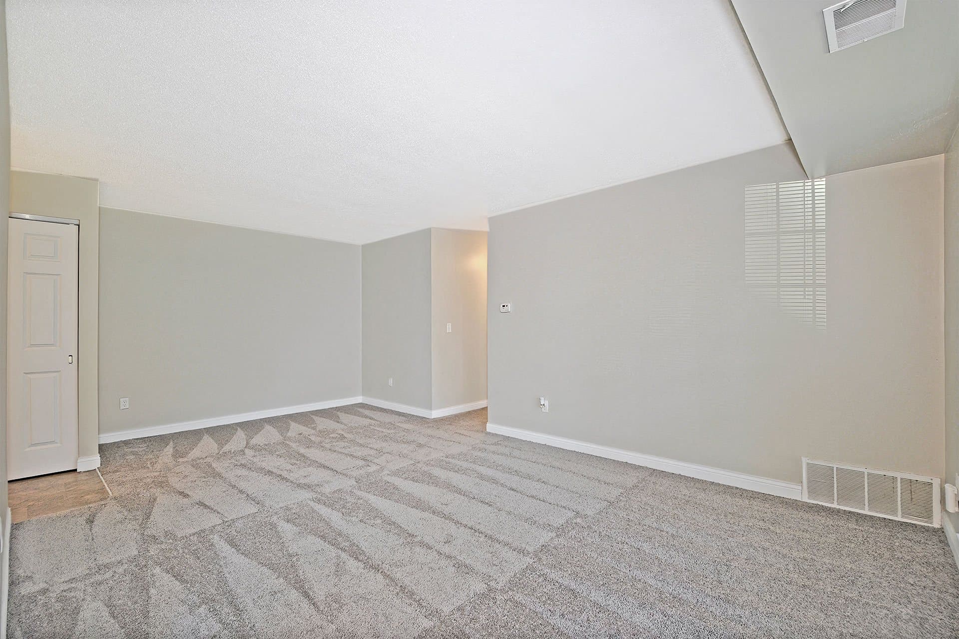 Woodland Heights 13 of 38