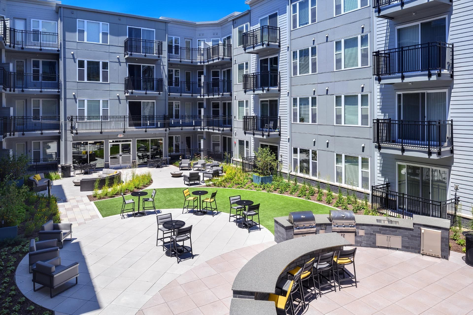Luxury Studio, 1 &amp; 2 Bedroom Apartments in Covington, KY 19 of 22