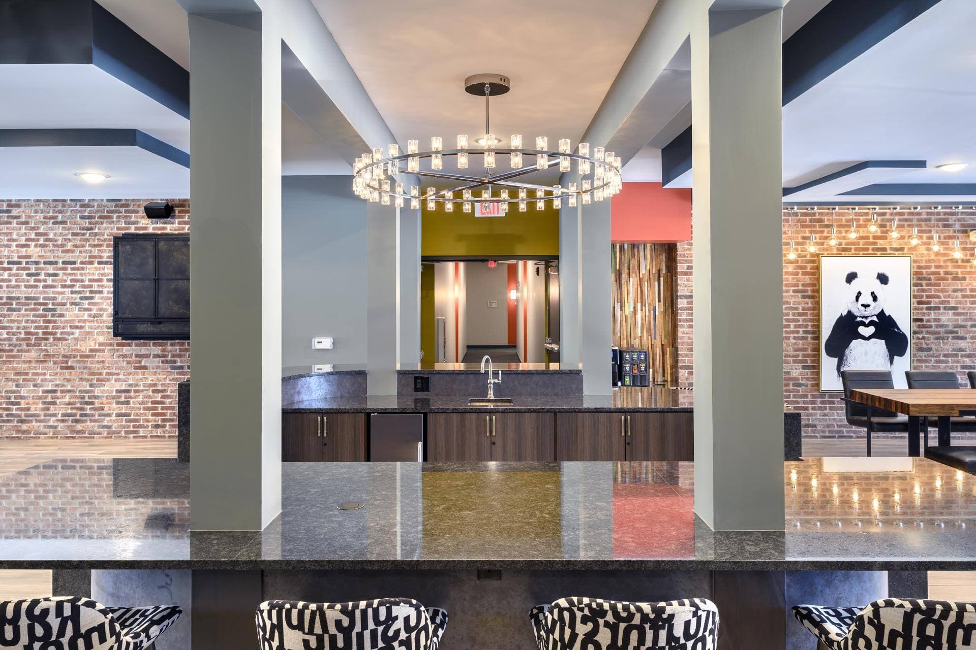 Luxury Studio, 1 &amp; 2 Bedroom Apartments in Covington, KY 7 of 22