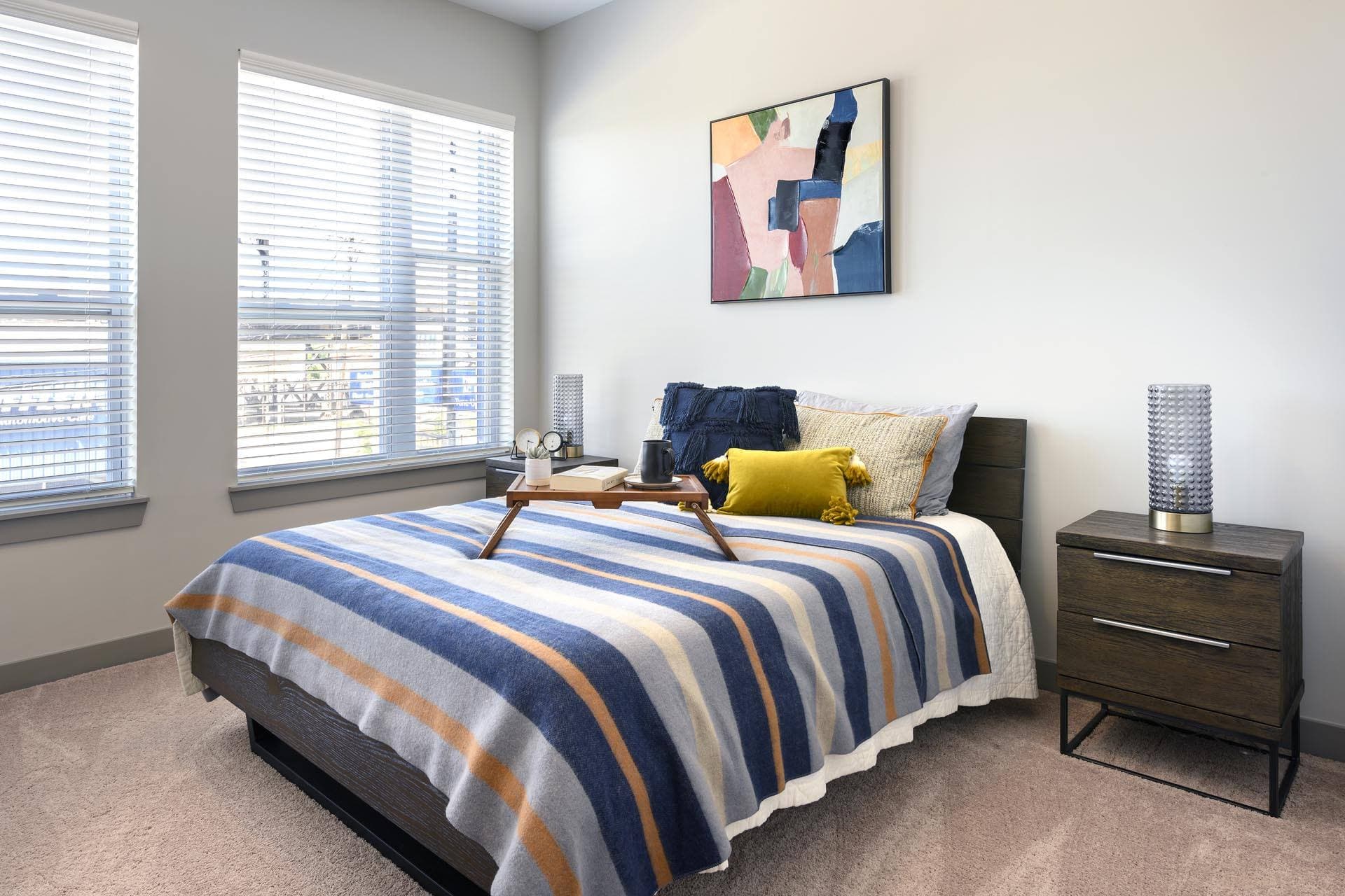 Luxury Studio, 1 &amp; 2 Bedroom Apartments in Covington, KY 3 of 22