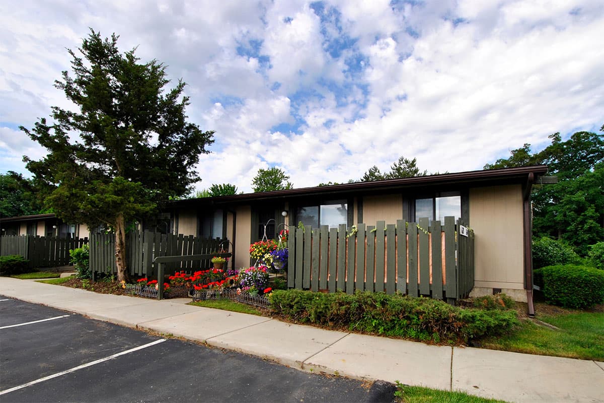 Surrey Park Apartments 16 of 34