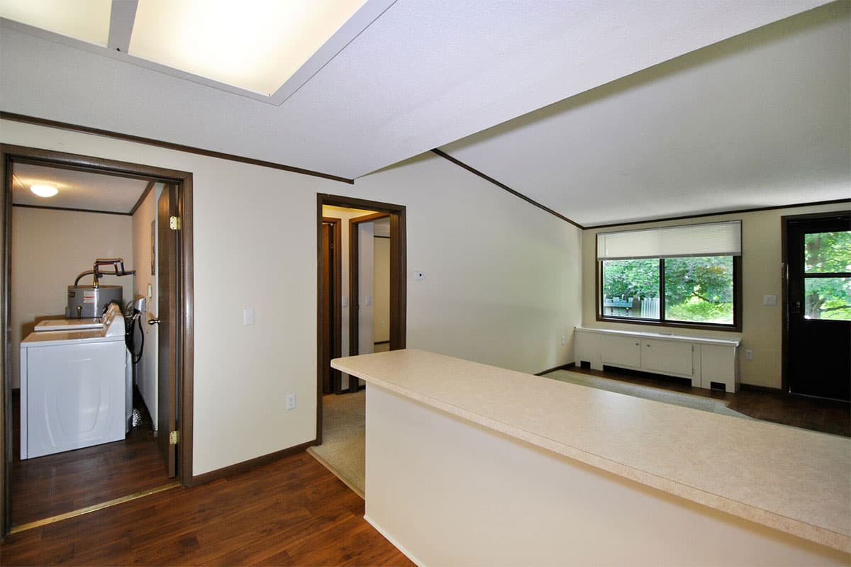 Surrey Park Apartments 17 of 34