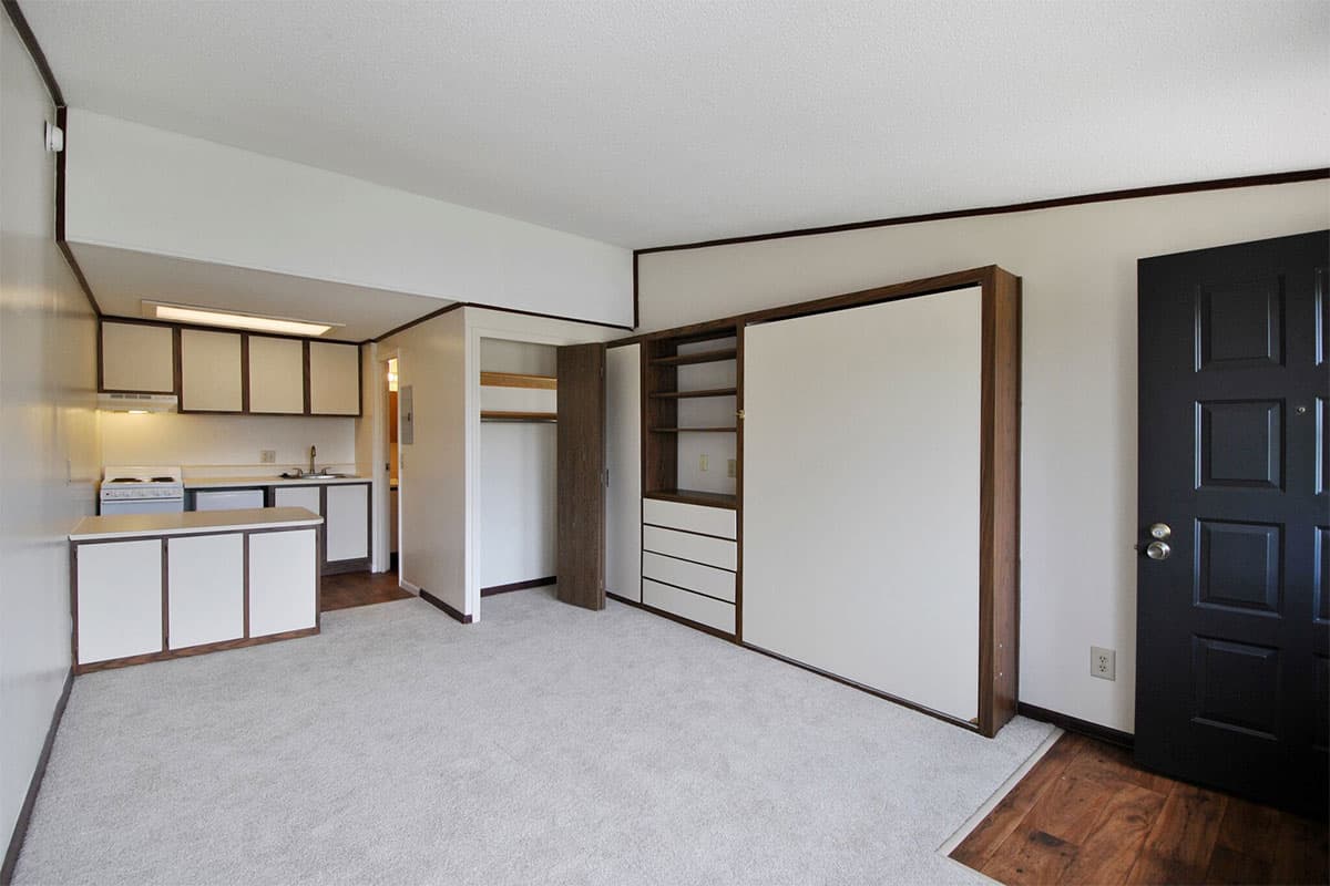 Surrey Park Apartments 32 of 34