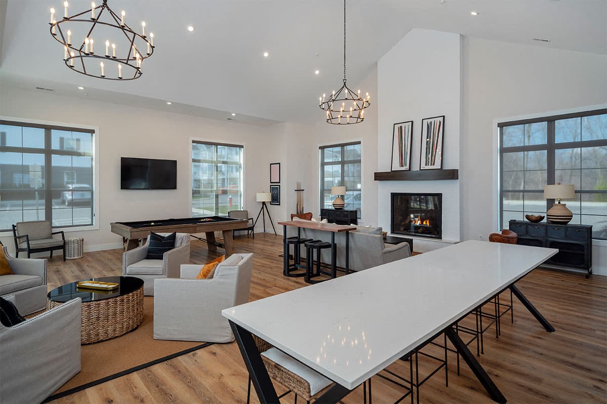 The Bentley Apartments 24 of 28