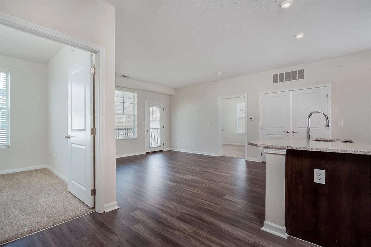 The Bentley Apartments 13 of 28