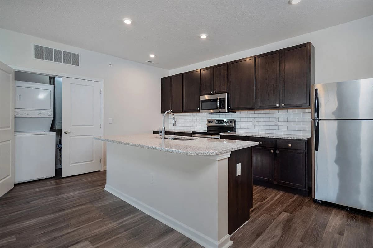 The Bentley Apartments 6 of 28