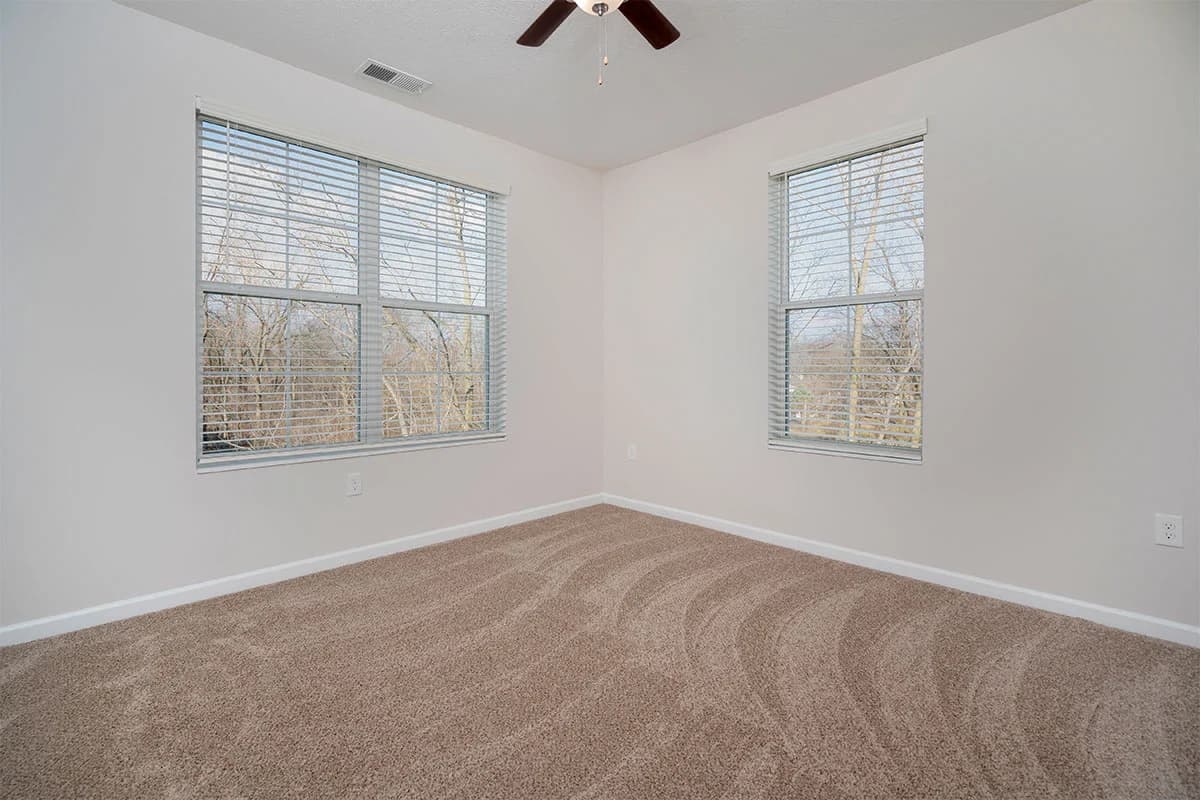 The Bentley Apartments 7 of 28