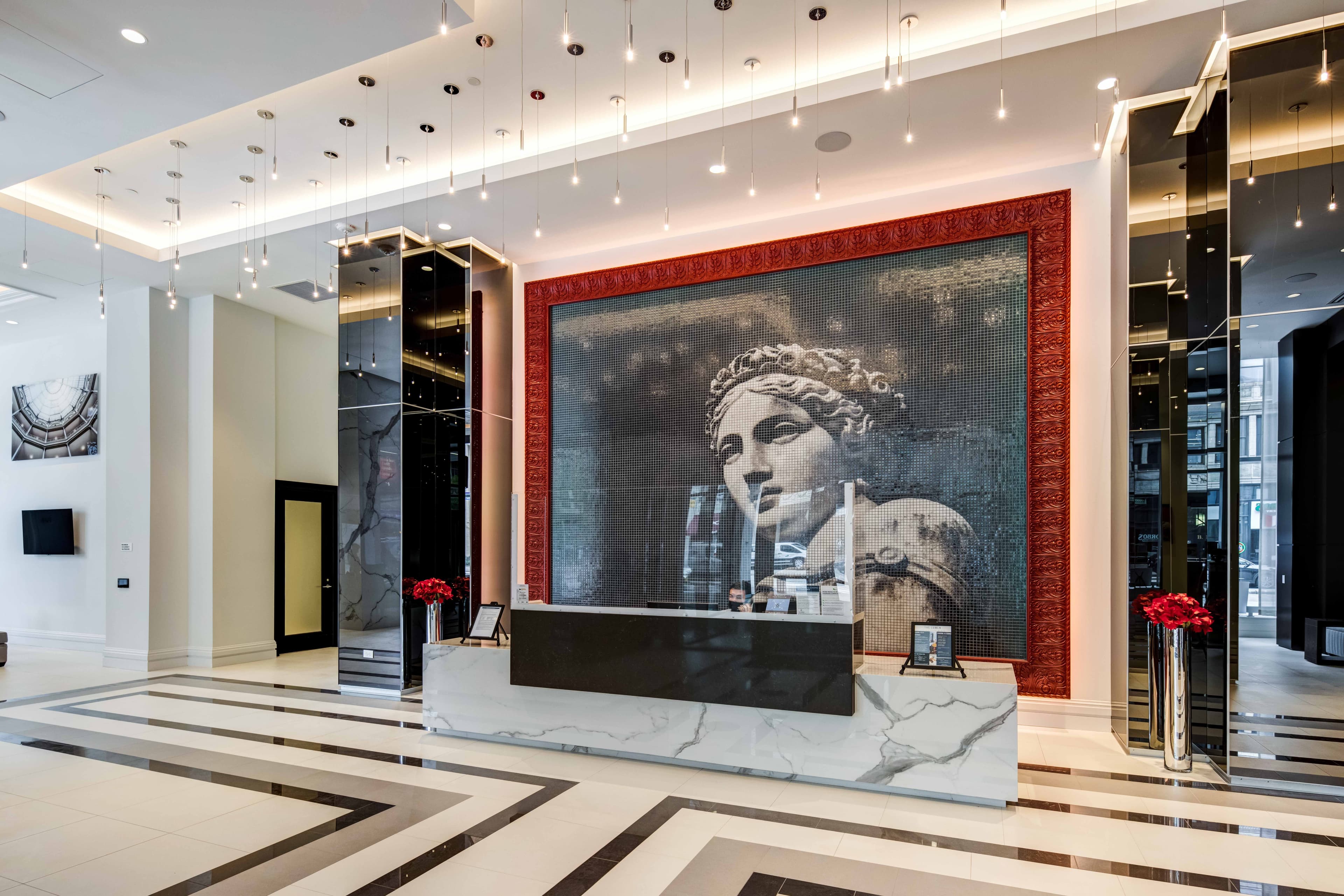 Luxury High-Rise Living in Cleveland’s Playhouse Square 20 of 32