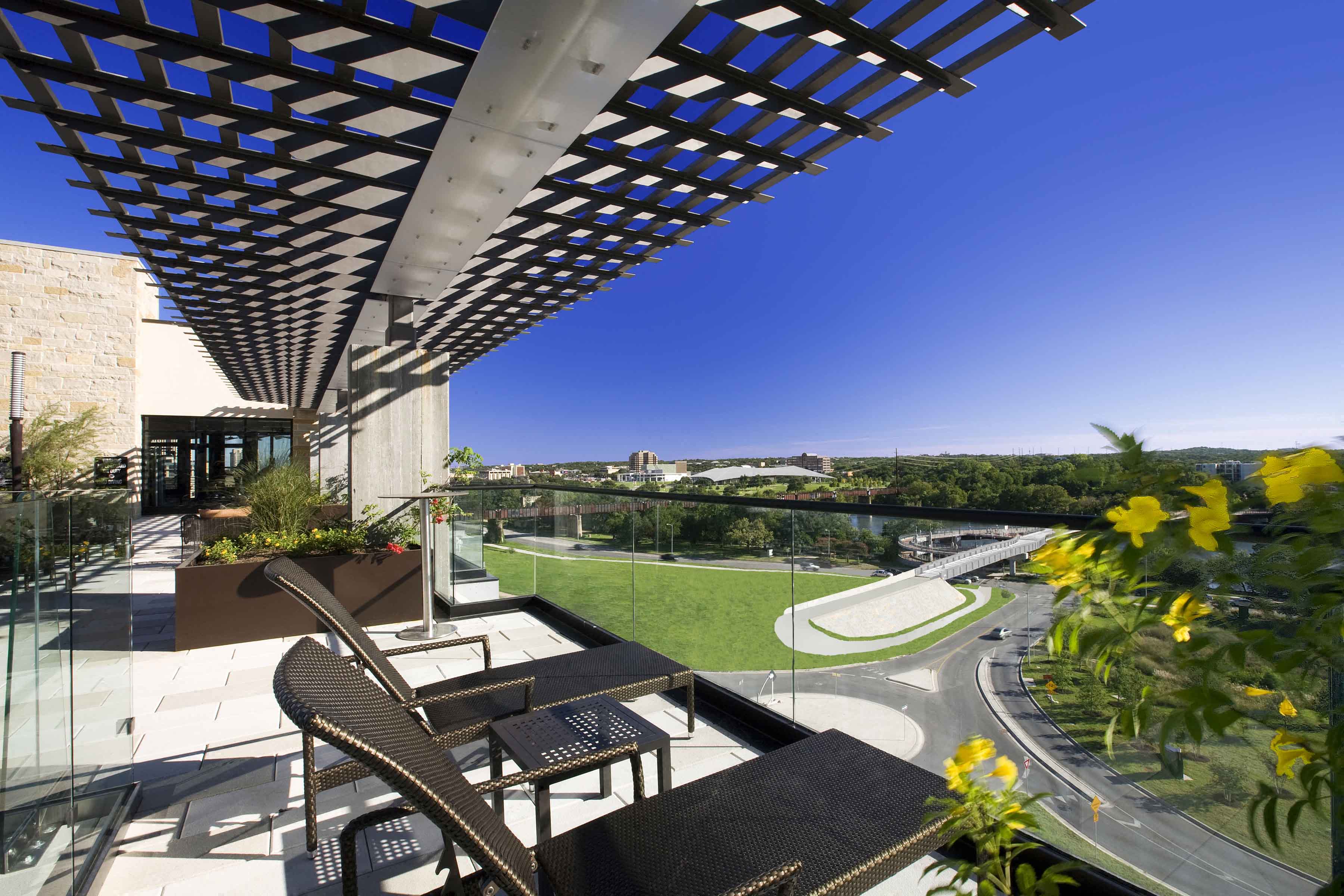 Gables Park Plaza 2 of 8